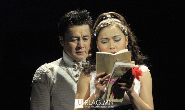 Уильям Шекспир “Гамлет” өнөөдөр амилна